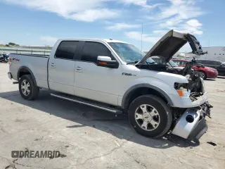 2009 Ford F-150 XL z VIN 1FTPW14VX9FA71841, wystawiony jako Copart lot #56711065 z przebiegiem 215 102 mil mil oraz Szkoda całkowita • Salvage title. Historia ofert i sprzedaży dostępna na DreamBid. Obrazek 4.