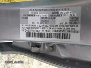 2019 Toyota Yaris L z VIN 3MYDLBYV1KY500070, wystawiony jako IAAI lot #41933128 z przebiegiem Nie podano mil oraz . Historia ofert i sprzedaży dostępna na DreamBid. Obrazek 9.