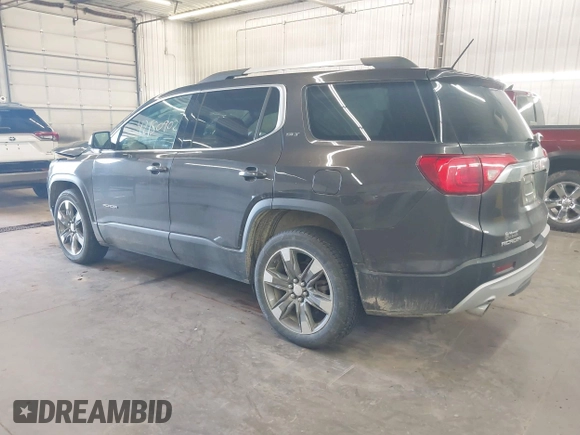 2017 GMC Acadia SLT z VIN 1GKKNWLS6HZ204579, wystawiony jako IAAI lot #42150902 z przebiegiem 122 009 mil mil oraz . Historia ofert i sprzedaży dostępna na DreamBid. Obrazek 3.
