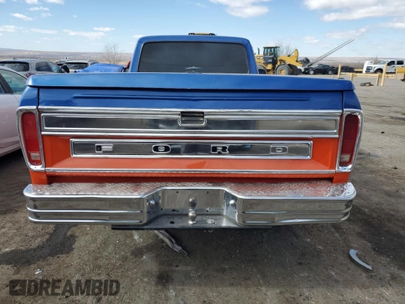 1975 Ford F-150 z VIN F15MLX09534, wystawiony jako Copart lot #43406975 z przebiegiem 71 117 mil mil oraz Czysty tytuł • Clean title. Historia ofert i sprzedaży dostępna na DreamBid. Obrazek 6.