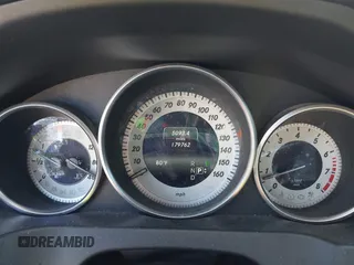 2014 Mercedes-Benz E 350 с VIN WDDKJ5KB8EF247908, выставлен на аукционе IAAI как лот 41916727 с пробегом 179 762 миль миль и . История ставок и продаж доступна на DreamBid. Изображение 7.