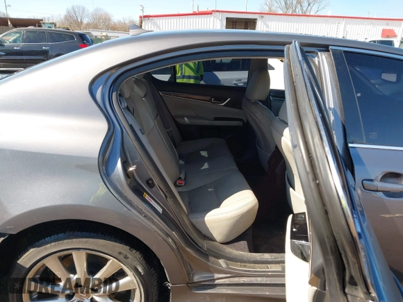 2013 Lexus GS 350 with VIN JTHBE1BL2D5003822, listed as a IAAI auction lot 41801692 with 150,537 mi miles. Bid and sale history available at carsss.com. Image 8.