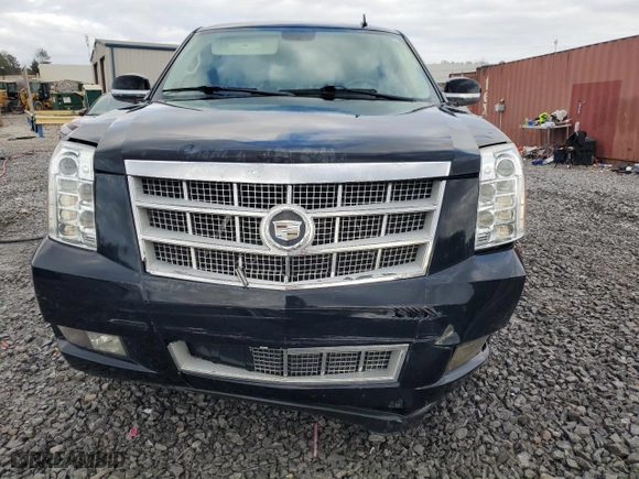 2011 Cadillac Escalade Platinum Edition with VIN 1GYS3DEFXBR345999, listed as a Copart auction lot 84712534 with 189,219 mi miles and Salvage Title. Bid and sale history available at carsss.com. Image 5.