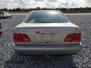 1999 Mercedes-Benz E with VIN WDBJF25H7XA934446, listed as a Copart auction lot 51386255 with 218,439 mi miles and Clean Title. Bid and sale history available at DreamBid. Image 6.