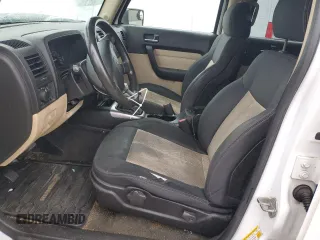 2007 Hummer H3 SUV with VIN 5GTDN13E978167512, listed as a Copart auction lot 79580574 with 186,030 mi miles and Salvage Title. Bid and sale history available at carsss.com. Image 7.