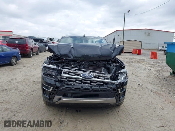 2023 Ford Expedition Max Platinum with VIN 1FMJK1L89PEA17331, listed as a IAAI auction lot 41699994 with 39,164 mi miles and . Bid and sale history available at DreamBid. Image 12.
