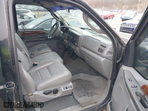 2004 Ford F-350 XL с VIN 1FTSW31P14EC45158, выставлен на аукционе IAAI как лот 41489962 с пробегом Не указан миль и . История ставок и продаж доступна на DreamBid. Изображение 5.
