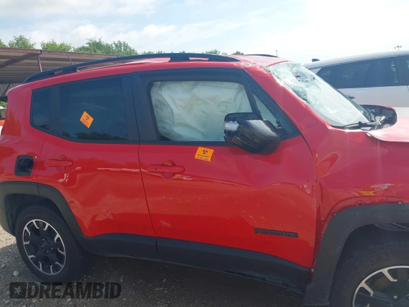 2023 Jeep Renegade Upland with VIN ZACNJDB10PPP69468, listed as a IAAI auction lot 42702802 with Not provided miles and . Bid and sale history available at DreamBid. Image 12.