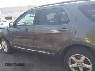 2017 Ford Explorer XLT z VIN 1FM5K8DH2HGD94422, wystawiony jako IAAI lot #42061496 z przebiegiem 104 808 mil mil oraz . Historia ofert i sprzedaży dostępna na DreamBid. Obrazek 14.