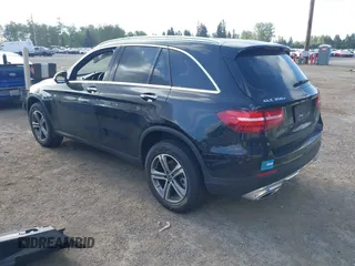 2019 Mercedes-Benz GLC 350e z VIN WDC0G5EB0KF568293, wystawiony jako IAAI lot #42179212 z przebiegiem Nie podano mil oraz . Historia ofert i sprzedaży dostępna na DreamBid. Obrazek 3.