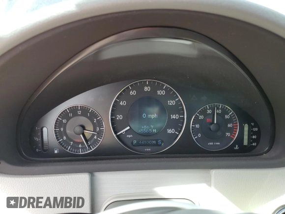 2005 Mercedes-Benz CLK 500 with VIN WDBTK75G45T035778, listed as a Copart auction lot 51510295 with 44,100 mi miles and Salvage title. Bid and sale history available at DreamBid. Image 9.