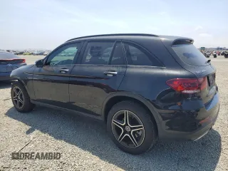 2020 Mercedes-Benz GLC 300 with VIN WDC0G8DB7LF741618, listed as a Copart auction lot 60753135 with 59,720 mi miles and Salvage title. Bid and sale history available at DreamBid. Image 2.