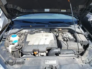 2012 Volkswagen Jetta Sedan TDI w/Premium & Nav with VIN 3VWLL7AJ1CM334735, listed as a IAAI auction lot 41749312 with 196,237 mi miles. Bid and sale history available at carsss.com. Image 10.
