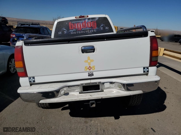 2002 Chevrolet Silverado 1500 LS with VIN 1GCEK19T22E244886, listed as a Copart auction lot 46494385 with 216,739 mi miles and Salvage Title. Bid and sale history available at carsss.com. Image 6.