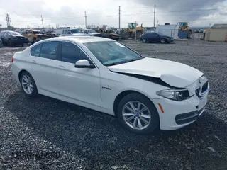 2014 BMW 5 Series 528i xDrive with VIN WBA5A7C53ED618753, listed as a IAAI auction lot 41642910 with 87,495 mi miles. Bid and sale history available at carsss.com. Image 1.