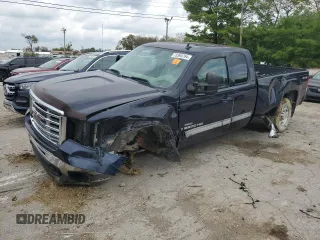 2008 GMC Sierra 2500HD SLT z VIN 1GTHK29648E119149, wystawiony jako Copart lot #73395794 z przebiegiem 98 656 mil mil oraz Szkoda całkowita • Salvage title. Historia ofert i sprzedaży dostępna na DreamBid. Obrazek 1.