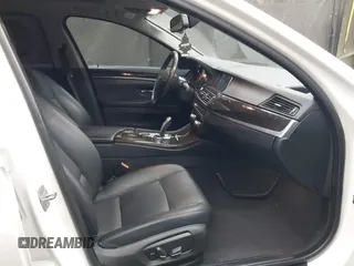 2014 BMW 5 Series 535i with VIN WBA5B1C59ED477343, listed as a IAAI auction lot 42396585 with 158,353 mi miles and . Bid and sale history available at DreamBid. Image 5.