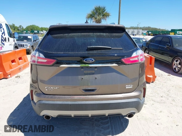 2019 Ford Edge SEL with VIN 2FMPK3J90KBB67205, listed as a IAAI auction lot 41836997 with 86,805 mi miles. Bid and sale history available at carsss.com. Image 17.