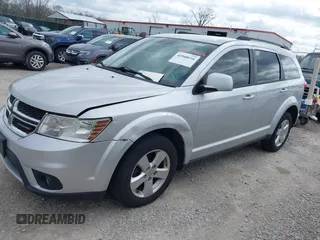 2012 Dodge Journey SXT z VIN 3C4PDDBG2CT249377, wystawiony jako IAAI lot #41948616 z przebiegiem 220 033 mil mil oraz . Historia ofert i sprzedaży dostępna na DreamBid. Obrazek 2.