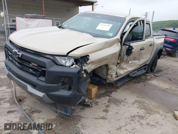 2024 Chevrolet Colorado 4WD Trail Boss with VIN 1GCPTEEK2R1155752, listed as a IAAI auction lot 42211659 with 28,428 mi miles and . Bid and sale history available at DreamBid. Image 23.