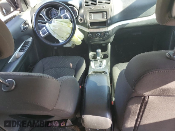 2018 Dodge Journey SE with VIN 3C4PDCAB4JT529279, listed as a Copart auction lot 46864845 with 111,686 mi miles and Salvage Title. Bid and sale history available at DreamBid. Image 8.
