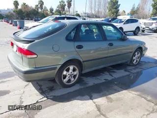 1999 Saab 9-3 z VIN YS3DF58N5X2063017, wystawiony jako IAAI lot #41592018 z przebiegiem 194 886 mil mil oraz . Historia ofert i sprzedaży dostępna na DreamBid. Obrazek 4.