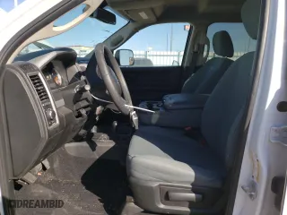 2018 Ram 2500 Tradesman with VIN 3C6UR5CJ0JG378557, listed as a Copart auction lot 47132455 with 105,773 mi miles and Salvage Title. Bid and sale history available at carsss.com. Image 7.