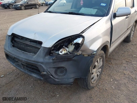 2006 Honda CR-V EX with VIN JHLRD68856C027259, listed as a IAAI auction lot 41699029 with 201,583 mi miles. Bid and sale history available at carsss.com. Image 6.