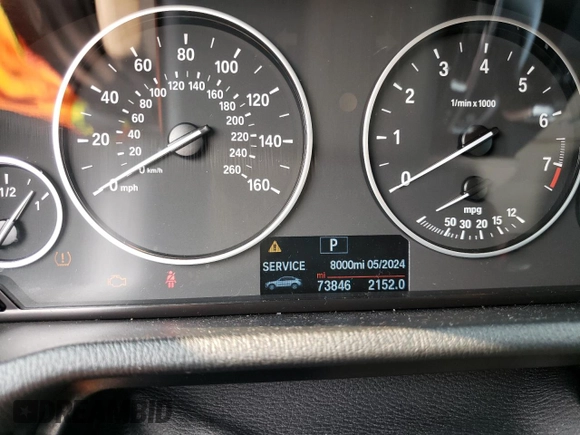 2015 BMW X4 xDrive28i with VIN 5UXXW3C55F0M87998, listed as a Copart auction lot 59693723 with 73,846 mi miles. Bid and sale history available at carsss.com. Image 9.
