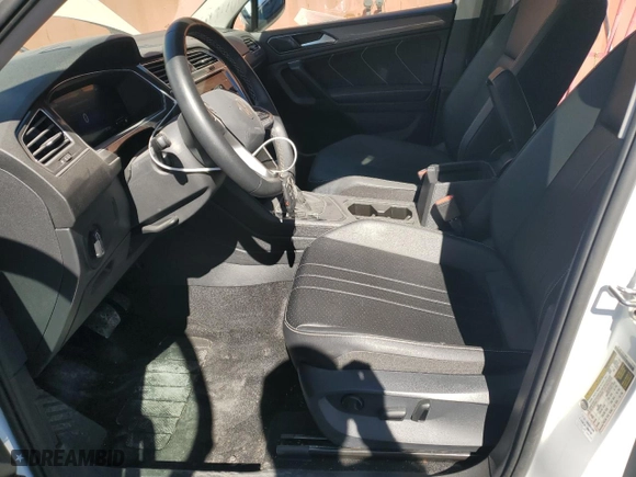 2023 Volkswagen Tiguan SE with VIN 3VVNB7AX8PM085800, listed as a Copart auction lot 46514665 with 26,481 mi miles and Salvage Title. Bid and sale history available at carsss.com. Image 7.