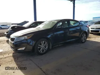 2013 Kia Optima EX z VIN 5XXGN4A70DG208709, wystawiony jako Copart lot #53130325 z przebiegiem 179 172 mil mil oraz Szkoda całkowita • Salvage title. Historia ofert i sprzedaży dostępna na DreamBid. Obrazek 1.