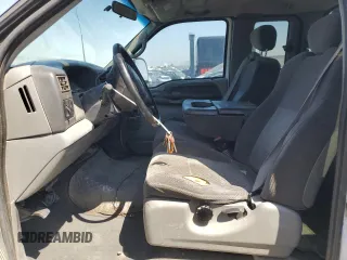 2002 Ford F-250 XL z VIN 1FTNX21F42EC44207, wystawiony jako Copart lot #60615915 z przebiegiem 320 609 mil mil oraz Szkoda całkowita • Salvage title. Historia ofert i sprzedaży dostępna na DreamBid. Obrazek 7.