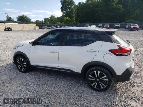 2020 Nissan Kicks SR z VIN 3N1CP5DV8LL477913, wystawiony jako Copart lot #57950245 z przebiegiem 31 009 mil mil oraz Szkoda całkowita • Salvage title. Historia ofert i sprzedaży dostępna na DreamBid. Obrazek 2.