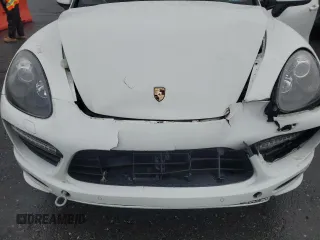 2014 Porsche Cayenne GTS z VIN WP1AD2A22ELA72164, wystawiony jako Copart lot #85441254 z przebiegiem 151 800 mil mil oraz Szkoda całkowita • Salvage title. Historia ofert i sprzedaży dostępna na DreamBid. Obrazek 13.