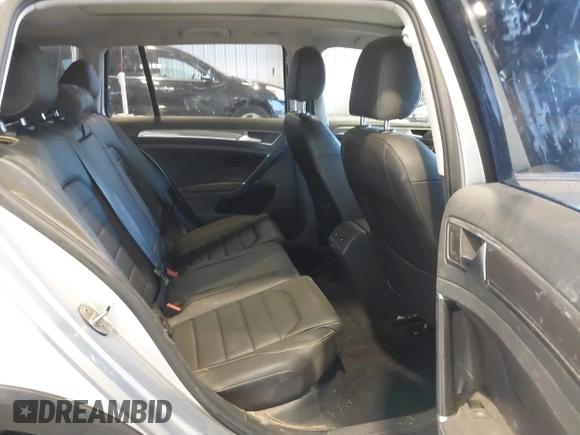 2017 Volkswagen Golf S с VIN 3VWH17AU9HM532332, выставлен на аукционе IAAI как лот 41996360 с пробегом 105 854 миль миль и . История ставок и продаж доступна на DreamBid. Изображение 8.