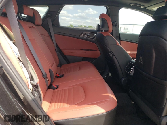 2024 Kia Sportage SX-Prestige with VIN KNDPXCDG1R7126214, listed as a Copart auction lot 53537355 with 15,213 mi miles and Salvage title. Bid and sale history available at DreamBid. Image 12.