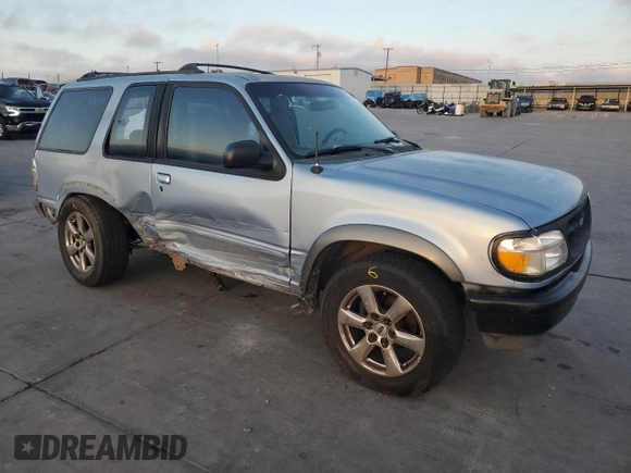1998 Ford Explorer Sport с VIN 1FMYU24E3WUD25229, выставлен на аукционе Copart как лот 71305914 с пробегом 129 719 миль миль и Списание • Salvage title. История ставок и продаж доступна на DreamBid. Изображение 4.