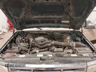 1996 Ford F-150 Special with VIN 1FTEF14N8TLB68925, listed as a IAAI auction lot 41175468 with 188,711 mi miles. Bid and sale history available at carsss.com. Image 10.