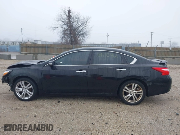 2016 Nissan Altima SR with VIN 1N4BL3AP6GC131204, listed as a IAAI auction lot 41091612 with 114,239 mi miles and . Bid and sale history available at carsss.com. Image 14.