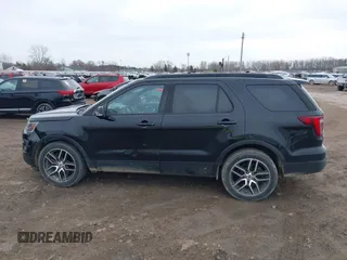 2016 Ford Explorer Sport with VIN 1FM5K8GTXGGB31903, listed as a IAAI auction lot 41830121 with 142,440 mi miles and . Bid and sale history available at carsss.com. Image 14.