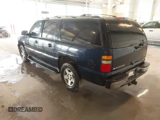 2004 Chevrolet Suburban LT with VIN 3GNEC16T34G322967, listed as a IAAI auction lot 41701602 with 157,768 mi miles. Bid and sale history available at carsss.com. Image 3.