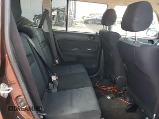 2006 Scion xB z VIN JTLKT334764119377, wystawiony jako Copart lot #58266375 z przebiegiem 152 790 mil mil oraz Szkoda całkowita • Salvage title. Historia ofert i sprzedaży dostępna na DreamBid. Obrazek 11.