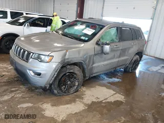 2019 Jeep Grand Cherokee Altitude with VIN 1C4RJFAG8KC849071, listed as a IAAI auction lot 41065194 with 113,911 mi miles. Bid and sale history available at carsss.com. Image 17.