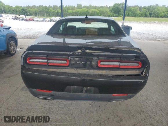 2016 Dodge Challenger SXT z VIN 2C3CDZAG7GH317012, wystawiony jako Copart lot #55610745 z przebiegiem 106 917 mil mil oraz Szkoda całkowita • Salvage title. Historia ofert i sprzedaży dostępna na DreamBid. Obrazek 6.