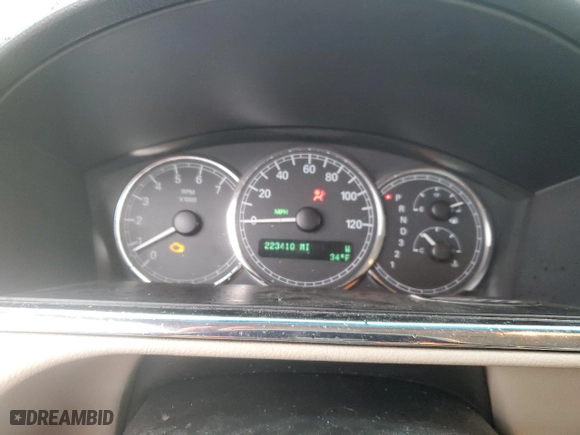 2005 Buick LaCrosse CXS with VIN 2G4WE567451298606, listed as a Copart auction lot 47992755 with 223,410 mi miles and Salvage Title. Bid and sale history available at carsss.com. Image 9.