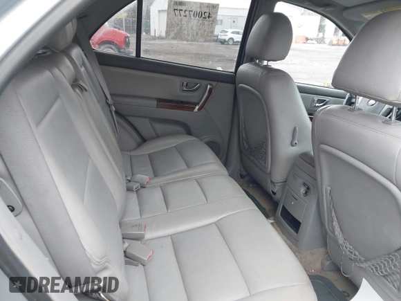 2006 Kia Sorento LX with VIN KNDJD733665644279, listed as a IAAI auction lot 42007277 with 159,395 mi miles and . Bid and sale history available at DreamBid. Image 8.