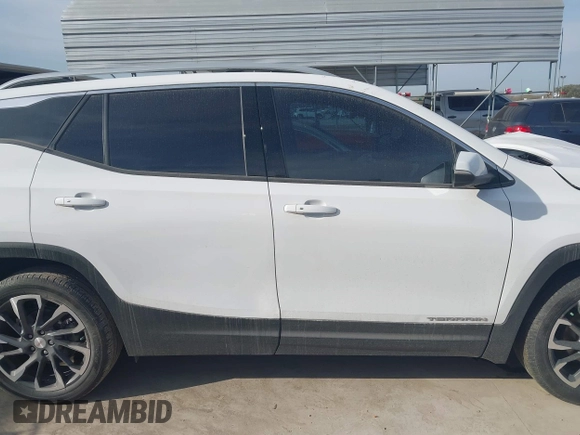 2022 GMC Terrain SLT with VIN 3GKALPEV0NL224814, listed as a IAAI auction lot 41696599 with 65,930 mi miles. Bid and sale history available at carsss.com. Image 12.
