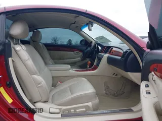 2006 Lexus SC with VIN JTHFN48Y369005760, listed as a IAAI auction lot 41894157 with 128,510 mi miles. Bid and sale history available at carsss.com. Image 5.