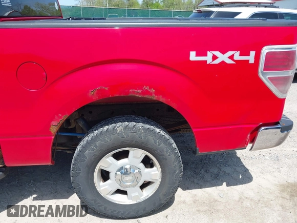 2010 Ford F-150 XL with VIN 1FTFW1EV3AKB55859, listed as a IAAI auction lot 42144289 with 261,722 mi miles. Bid and sale history available at carsss.com. Image 6.