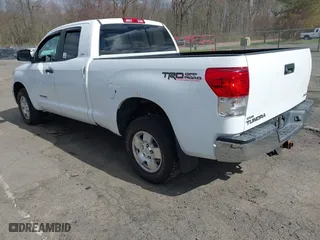 2013 Toyota Tundra 4WD Truck with VIN 5TFUM5F17DX045310, listed as a IAAI auction lot 42064531 with 158,237 mi miles. Bid and sale history available at carsss.com. Image 3.